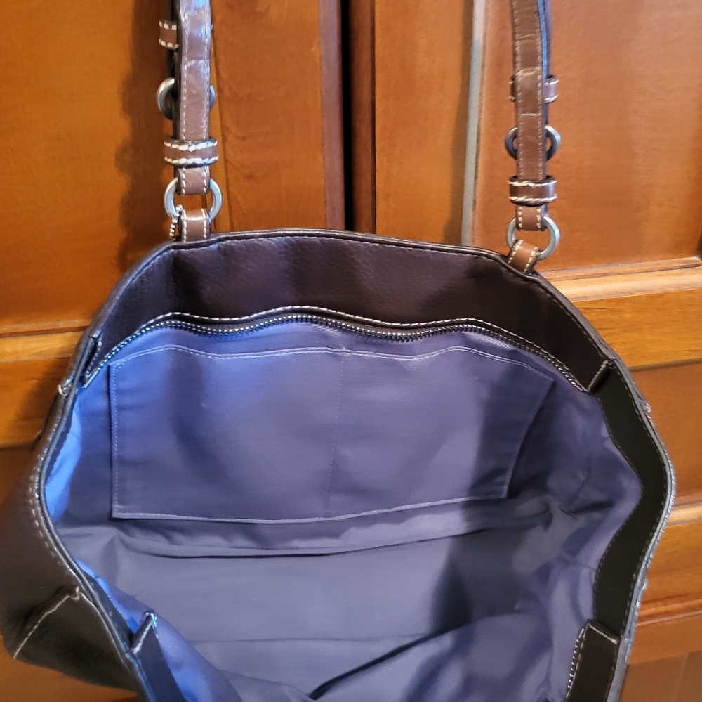 Coach Chelsea hand bag - Picture 3 of 6